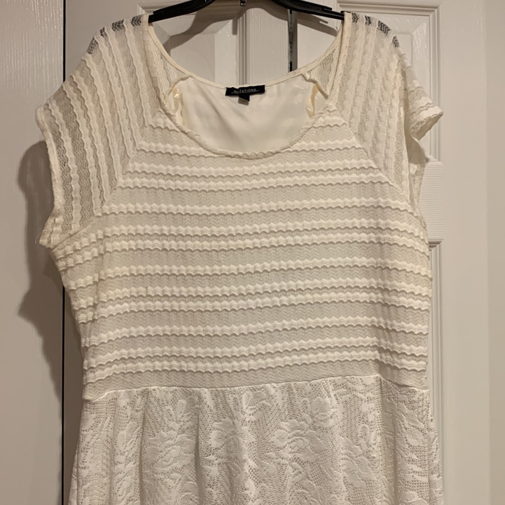 White dress - Picture 2 of 10
